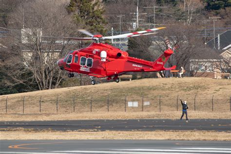 2023年12月27日（水） そしてja06fd「おとめ」さんが調布飛行場を出発して高知へ向かった話 基本は調布飛行場で見たヘリコプターの日記