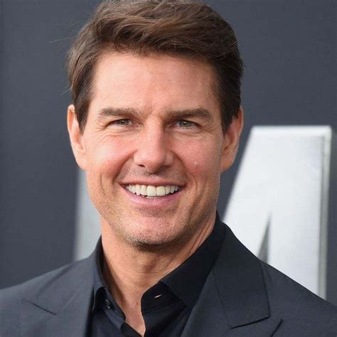Tom Cruise Height: 5 Feet And 7 Inches - Infozla