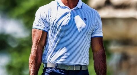 NY Jets Coach Robert Saleh Looking Jacked On The Golf Course