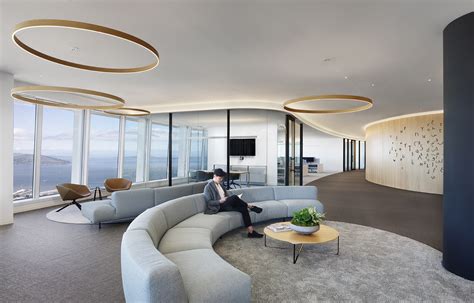 A Look Inside Salesforce Tower Office Space In San Francisco Officelovin