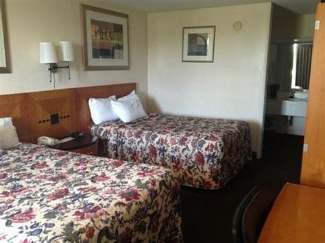 DAYS INN BY WYNDHAM LURAY SHENANDOAH - Updated 2024 Prices & Hotel ...