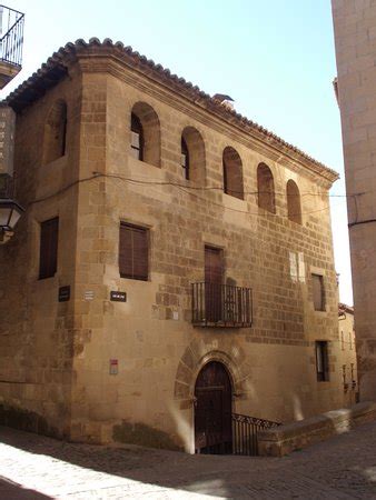 Plaza de la Villa Sos del Rey Católico Lo que se debe saber antes