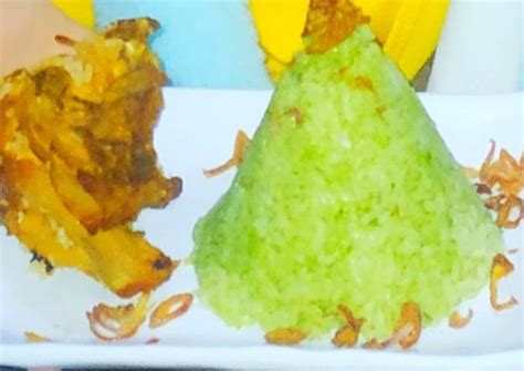 Resep Nasi Uduk Hijau Rice Cooker Oleh Refika Amalia Fitri Cookpad