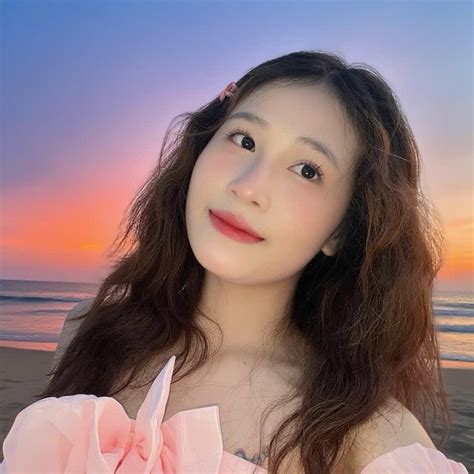 Stream BÁNH CUỐN NÓNG HỔI VOL FULL VIETMIX HOT TIKTOK TÚ LFC x K NHÂN wav by 𝐓𝐮