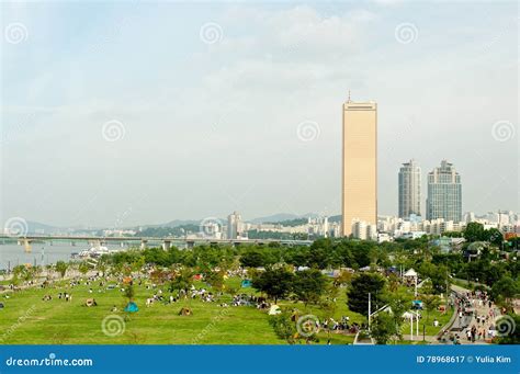 Hangang River In Seoul In Summer In Korea Editorial Photography Image