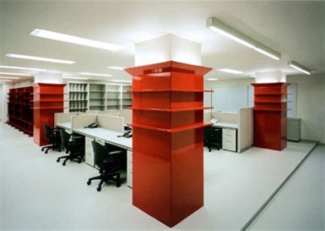 Great Use Of Office Pillars In The Office 인테리어 인테리어 아이디어 아이디어