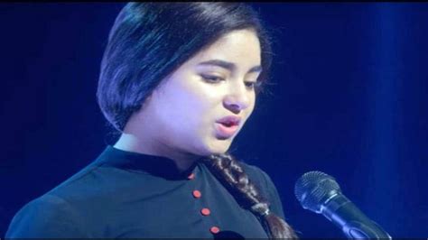 Aamir Khan Is The Secret Superstar Zaira Wasim Is Looking For In Main