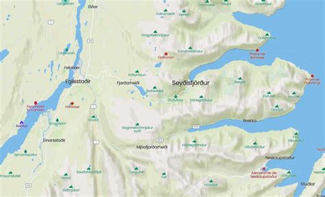 Seyðisfjörður Village and its Fjord - Iceland-Dream.com