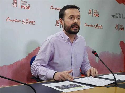 El Psoe Lamenta Maltrato De Rajoy Y Cospedal Al Recurrir La Ley