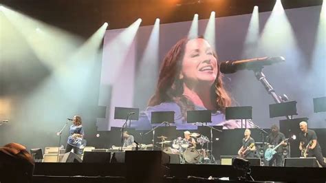 Foo Fighters w Alanis Morissette Mandinka Sinéad O Connor cover