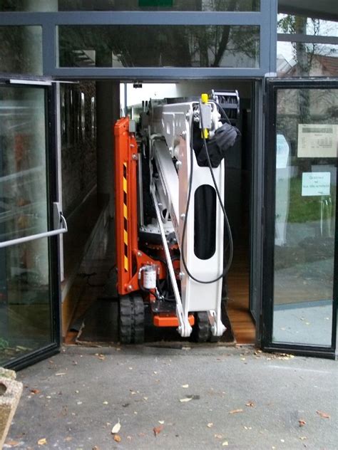 Narrow Door Crossing Hard To Reach Indoors Atrium Compact Crawler