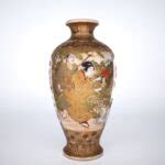 Fine Antique Japanese Satsuma Pottery Vase by Hododa 保土田 Meiji Period