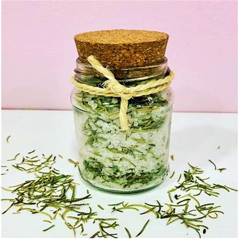 Banho De Alecrim E Sal Grosso - Banho Aromatizado de Sal Grosso com Alecrim 200gr | Elo7
