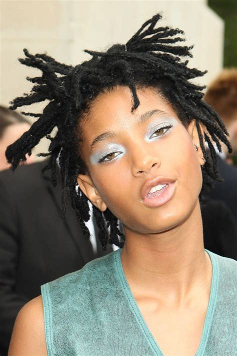 Willow Smiths Hairstyles And Hair Colors Steal Her Style