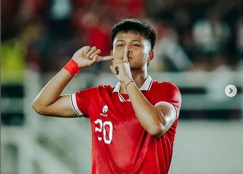 Perbedaan Sikap Hokky Caraka Dengan Marselino Ferdinan Usai Bikin Gol