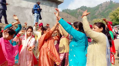 Pahari Band Baje Dance Desi Dance Himachali Culture Mandyali