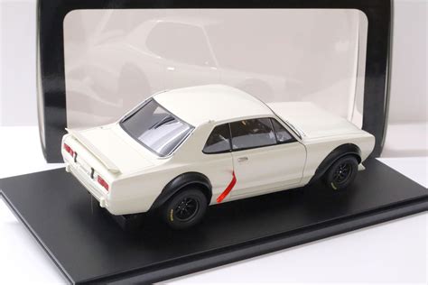 1 18 AUTOart Nissan Skyline GT R KPGC 10 Racing 1972 White