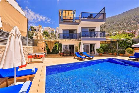 Zel Havuzlu Villada Tatil Hellovillam