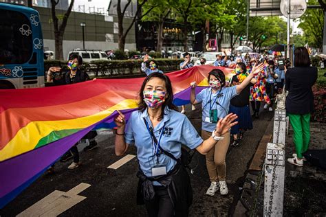 Tokyo Begins Issuing Partnership Certificates For Same Sex Couples Asiana Times