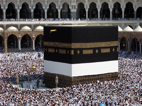 Hiba - The Blog: Hajj rules specific to women