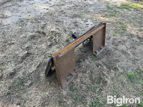 Receiver Hitch & Adapter Plate Skid Steer Attachments | Agriculture