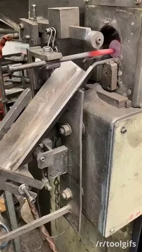 Metal press : r/ManufacturingPorn