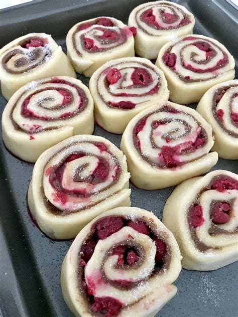 Raspberry Cinnamon Rolls