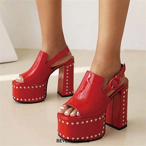 Lib Peep Toe Chunky Heels Rivet Decorated Platforms Slingback Sandals