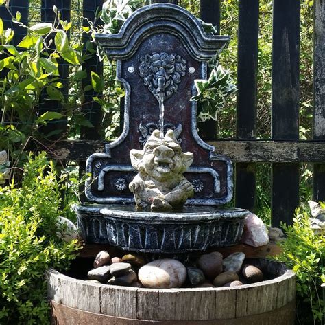 29 DIY Outdoor Water Fountain Ideas | Water fountains outdoor, Diy ...