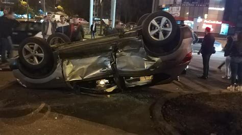 foto Accident în sectorul Botanica al capitalei Un automobil s a