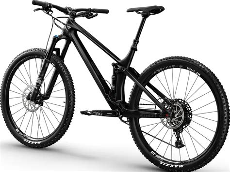 2020 Yt Industries Izzo Comp Specs Comparisons Reviews 99 Spokes