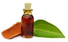 8 Benefits of Cassia Oil (Immunity, Skin Conditions, A Great Mood ...