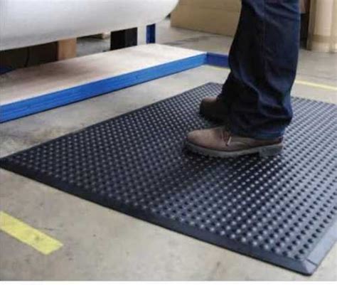 Black Electrical Insulating Rubber Mat At Best Price In Vadodara S P