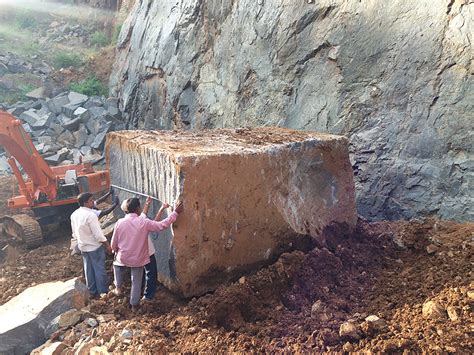 Black Granite Quarries Rough Blocks Dimensional Granite Blocks