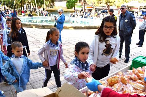 Los escolares de Puertollano mantienen viva la tradición del Santo Voto