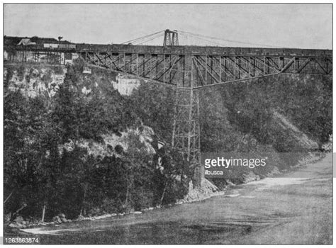 Niagara Suspension Bridge Photos And Premium High Res Pictures Getty