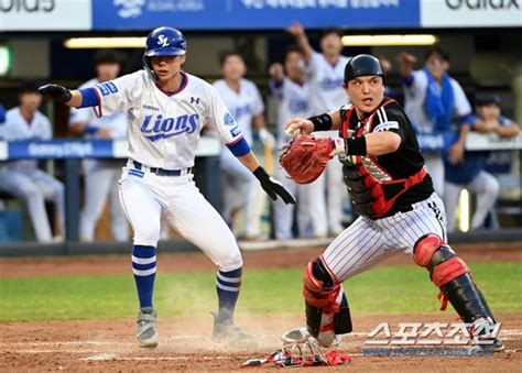 포토 동점 득점 성공하는 김현준 네이트 스포츠