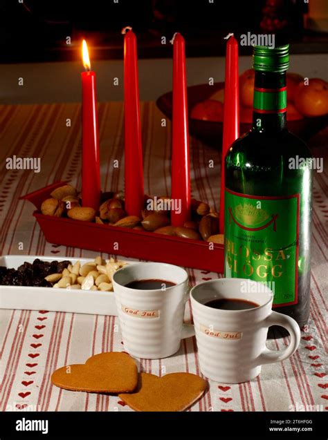 Glogg Och Pepparkakor Hi Res Stock Photography And Images Alamy