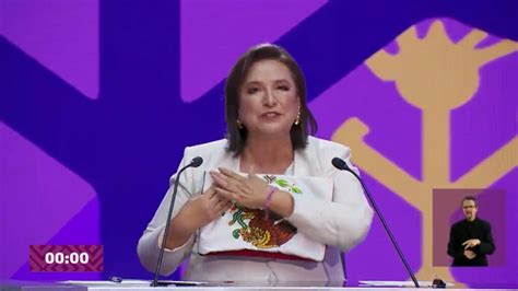 Xóchitl Se Despidió Del 1er Debate Presidencial Con Escudo Nacional Al