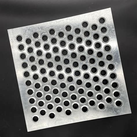 China Non Slip Round Hole Perforated Metal Stainless Steel Plate