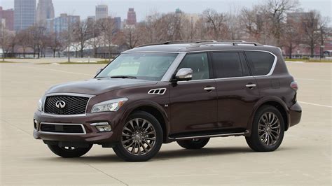 2017 Infiniti QX80 Review: Good, but not good enough