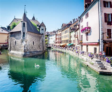 Day Trip from Paris Annecy - Flavorverse