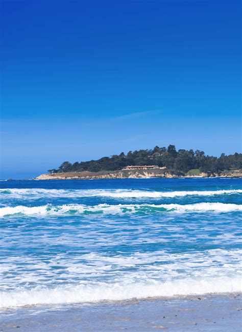 Discover Monterey's Coastal Beauty: A Beach Lover's Guide