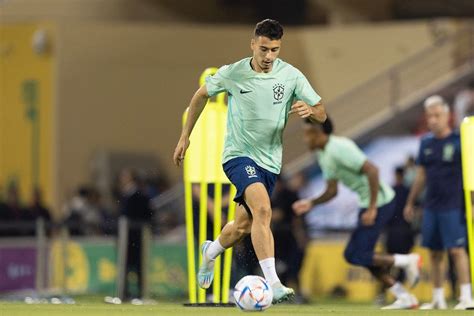 Psg Envia Olheiros Para Monitorar Gabriel Martinelli Na Copa Do Mundo