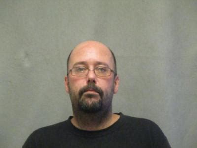 Jonathan Stepic A Registered Sex Offender In ELYRIA OH 44035 At