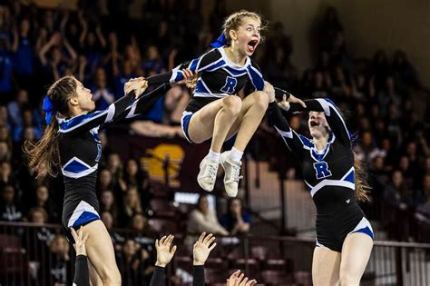 Mhsaa Division And Competitive Cheer State Finals Mlive