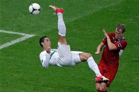 🔥 130 Ronaldo Bicycle Kick Wallpapers Wallpapersafari