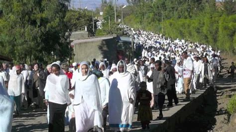 Kidus Lalibela - Zemarit Kidist ( New Ethiopian Orthodox Mezmur ) - YouTube