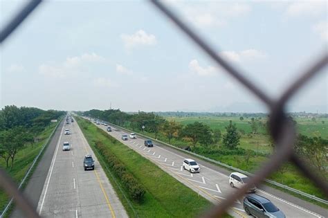 Cek Nih Jadwal Lengkap Pembatasan Angkutan Barang Di Tol Cipali Selama