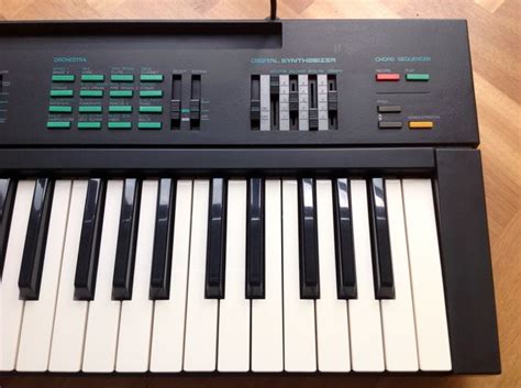 Yamaha PSR-16 (1988) Vintage Keyboard/Synthesizer - 49 full-size keys ...